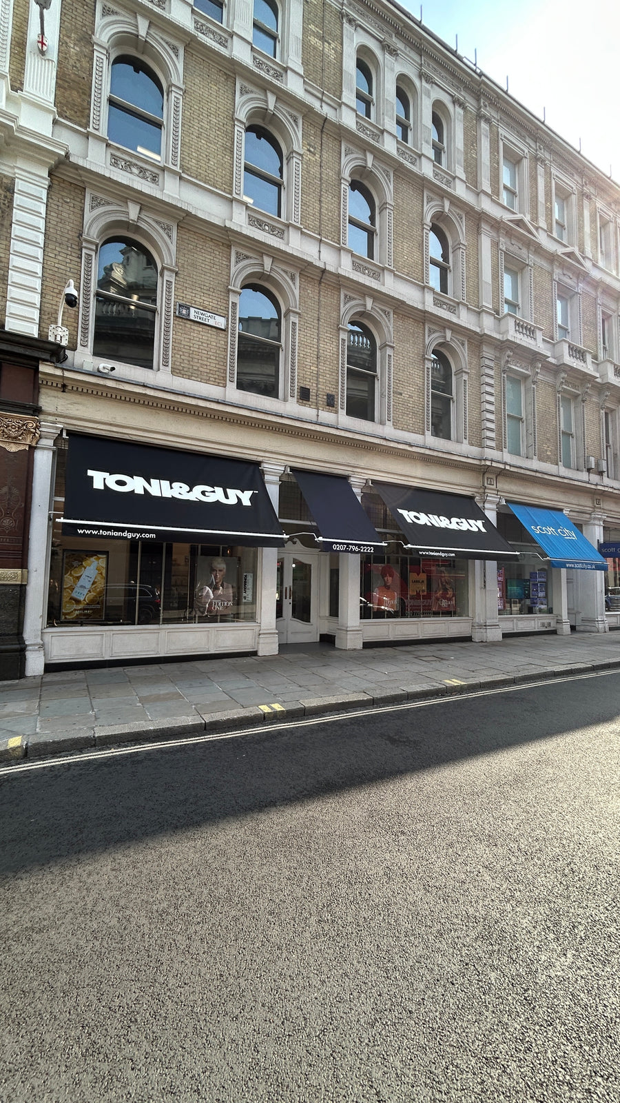 TONI&GUY St. Paul's — image 1